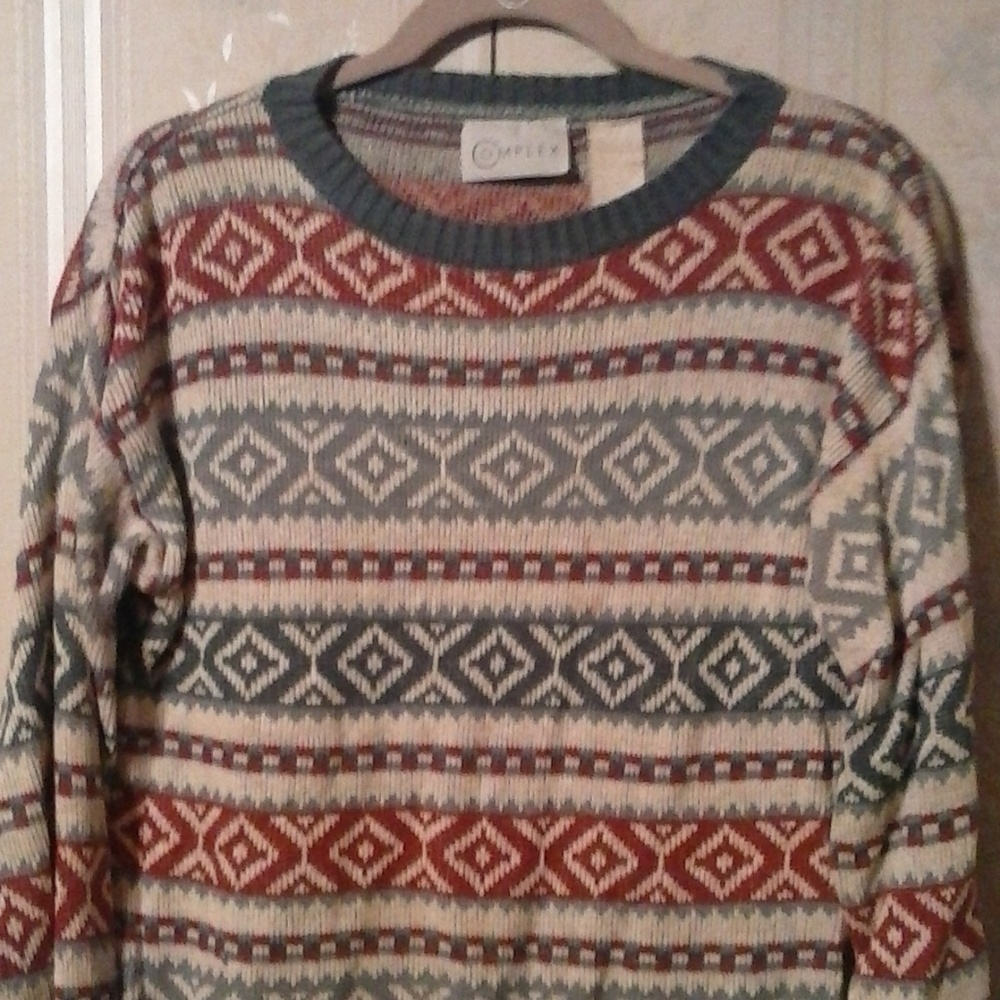 *COMPLEX WOMEN'S GRAY/MAUVE PRINT PULLOVER SWEATER